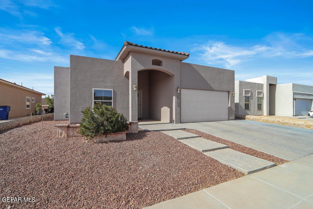 14553 HUNTERS GROVE Avenue – photo 4