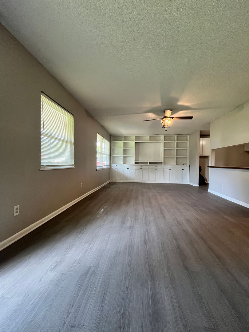 203 LYNN LN. LONOKE, AR. 72086 – photo 2
