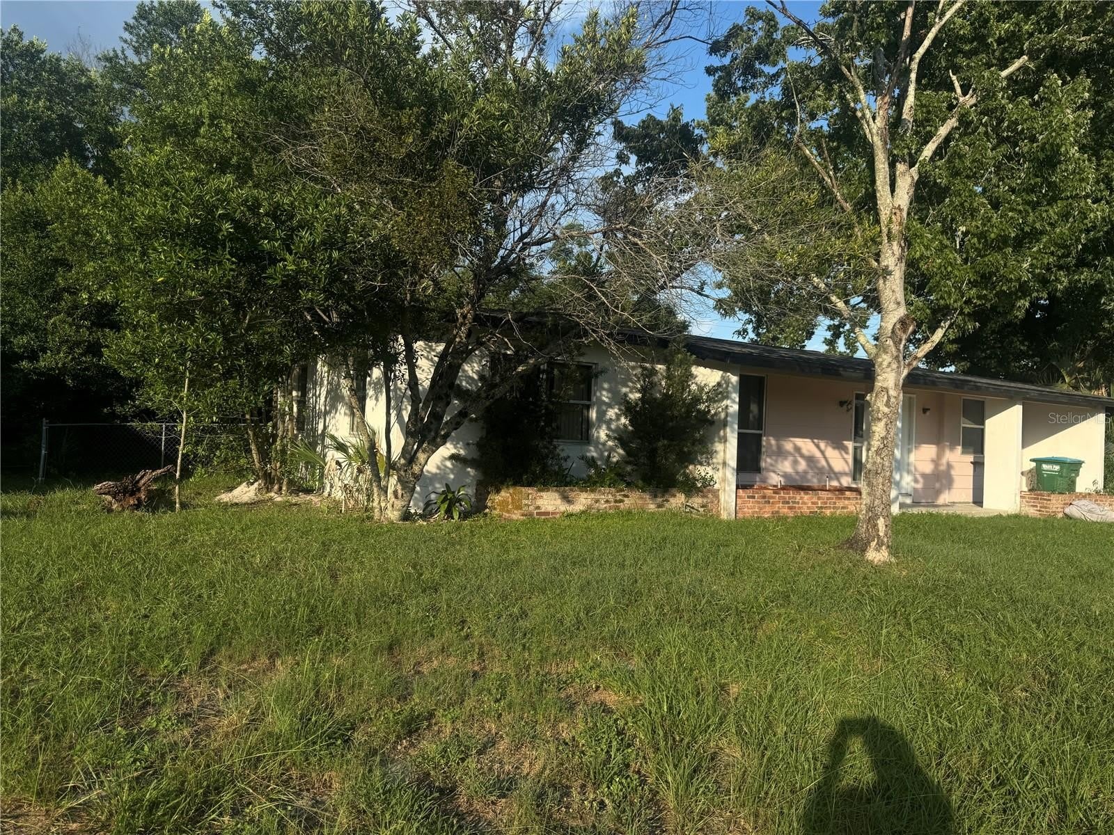 589 E NORMANDY BLVD. – photo 3