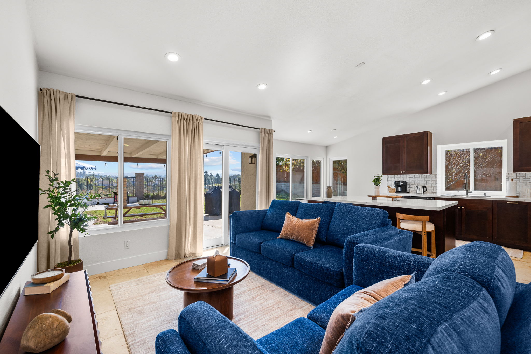 5223 Robinwood Dr – photo 3