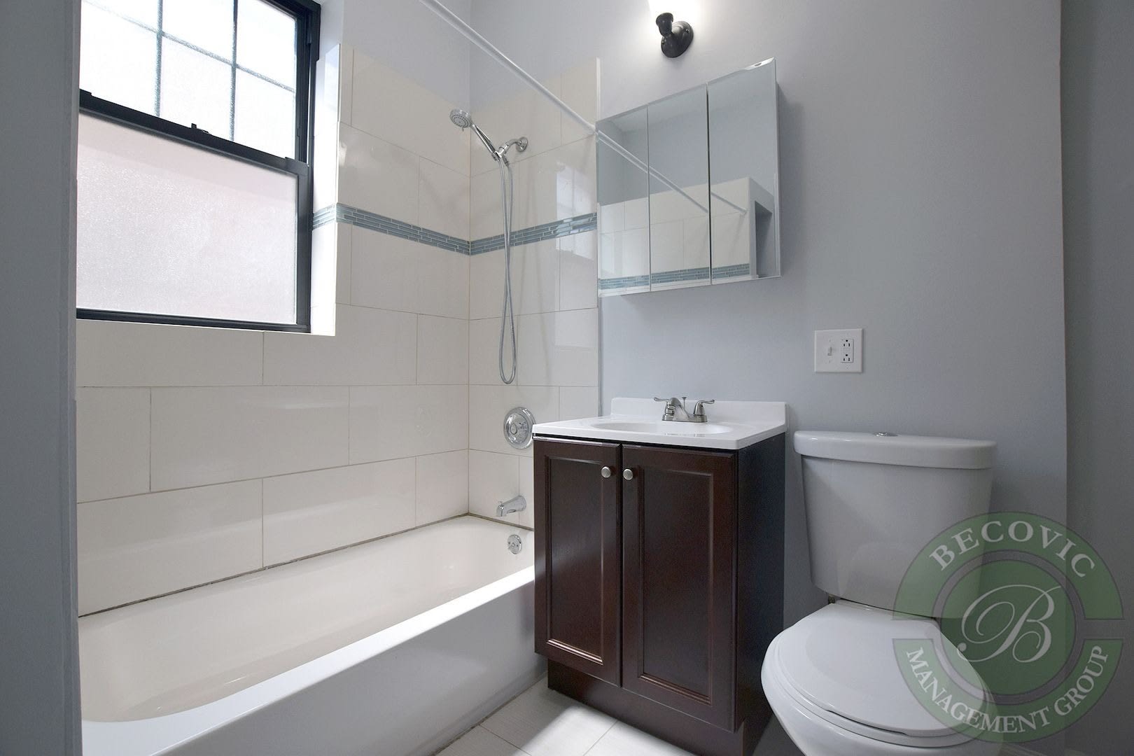 1642 W Jonquil Terrace – photo 3