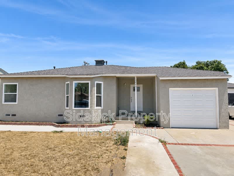 11443 Dicky St – photo 1