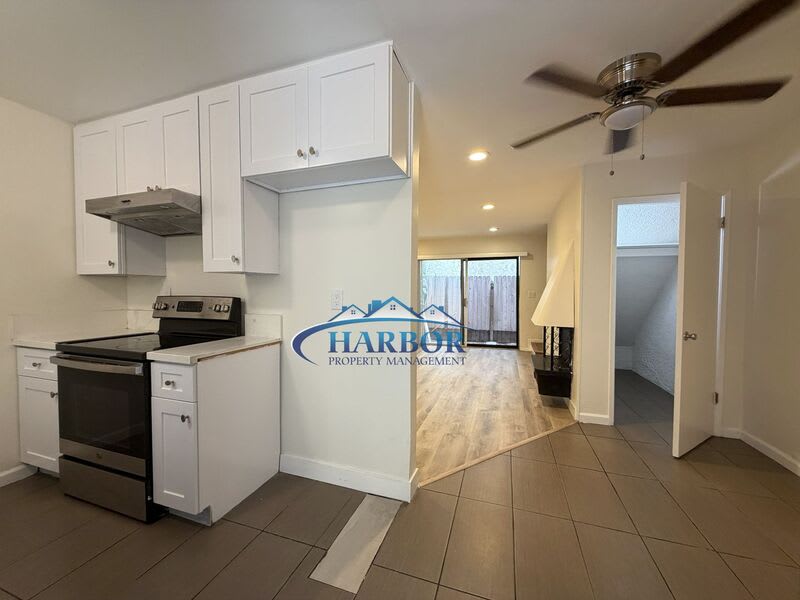 1907 Grant Avenue – photo 2