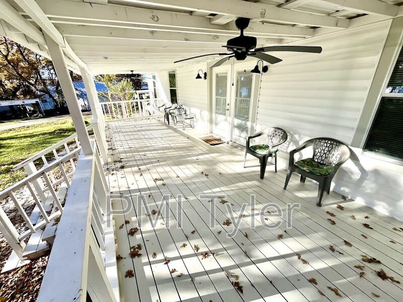223 Sunray Street – photo 4
