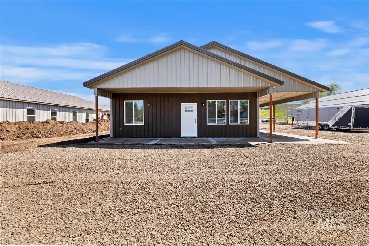 206 N Main Street – photo 1