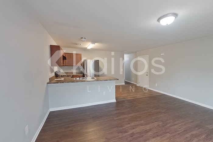 1010 East Macree Terrace – photo 4