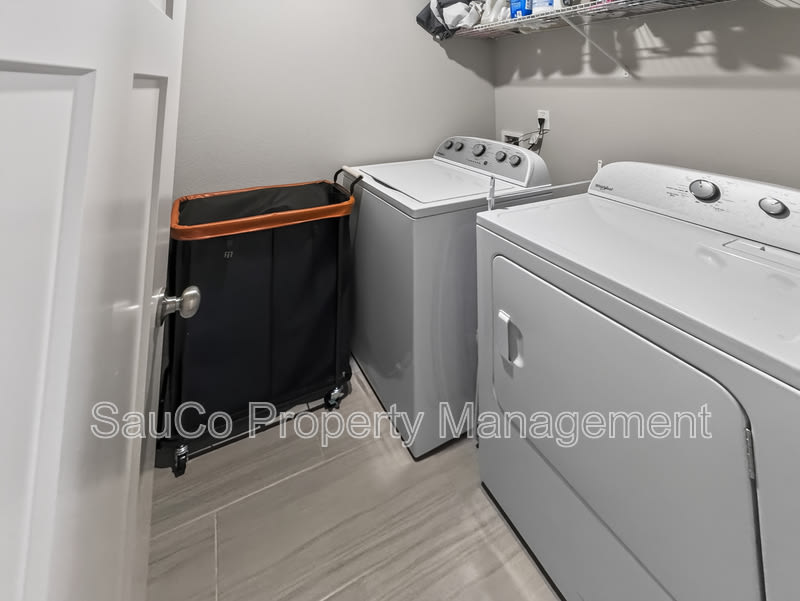 7729 Southeast Kinnaman Street – photo 5