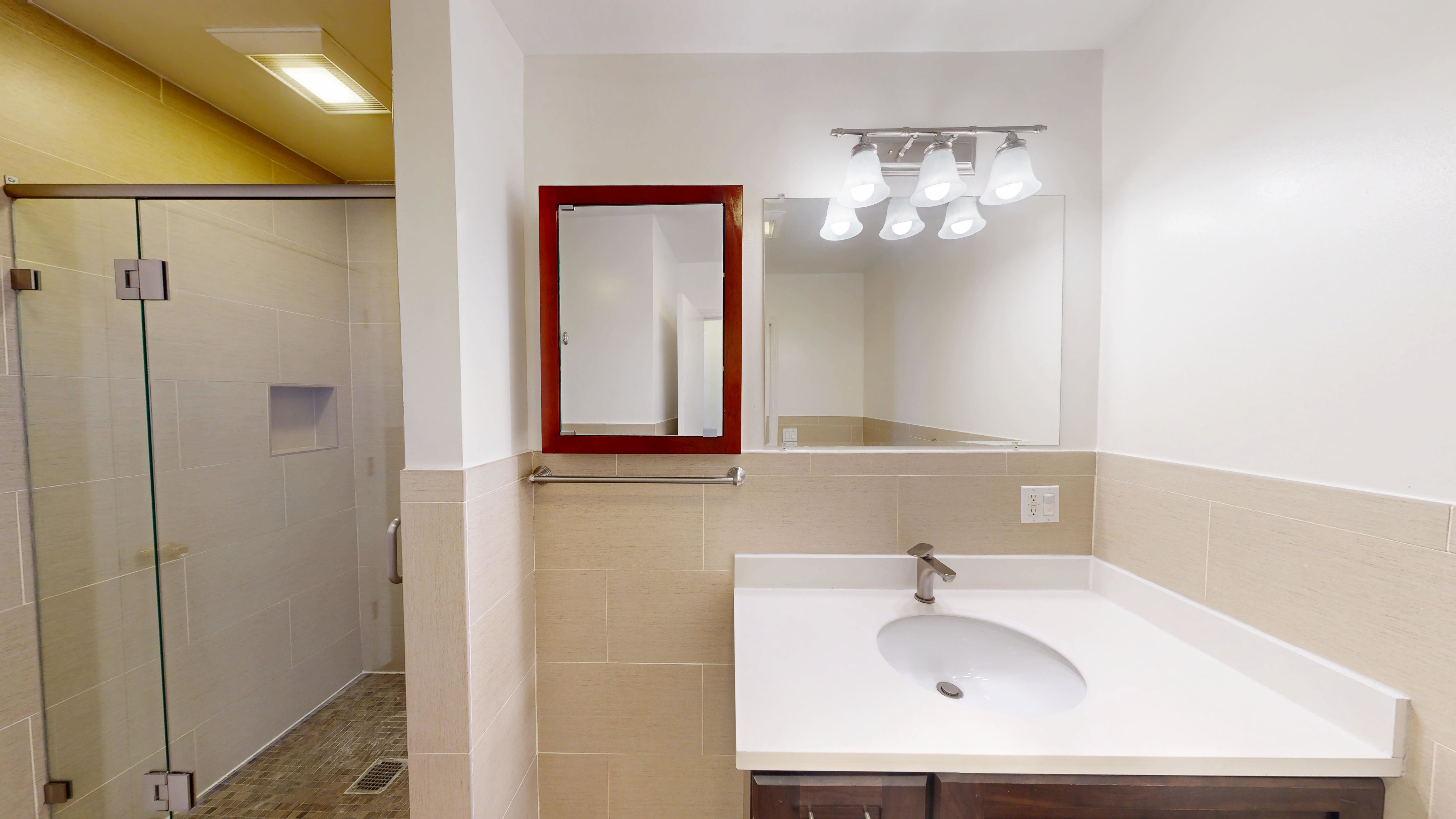 645 Stockton – photo 4