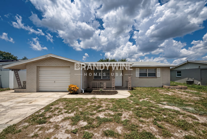 7317 Oak Crest Drive – photo 2