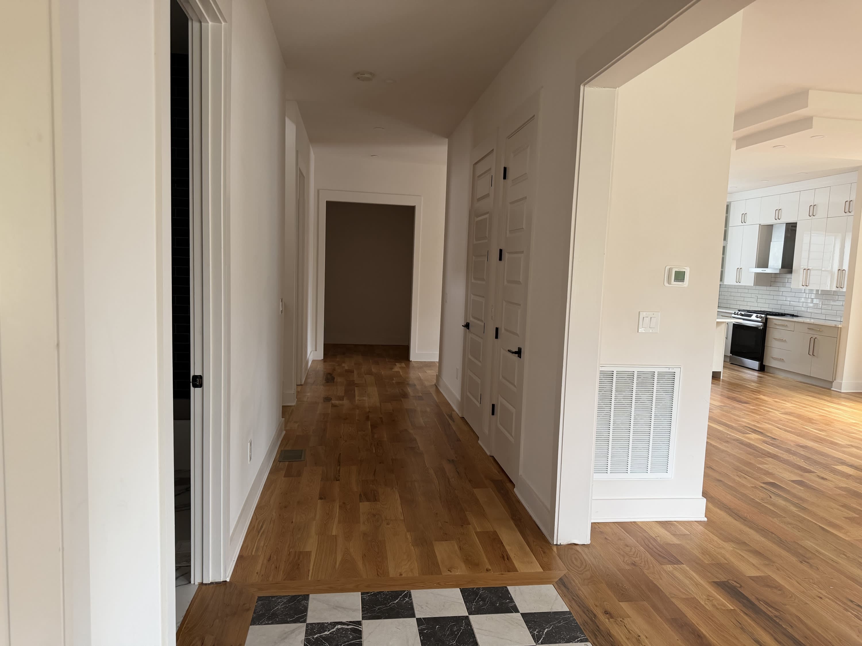 2321 Carter Avenue – photo 5