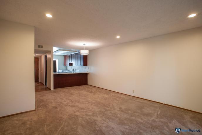 Nicely Upgraded 2 Bedroom 2 Bathroom Condo Available Now! – photo 3