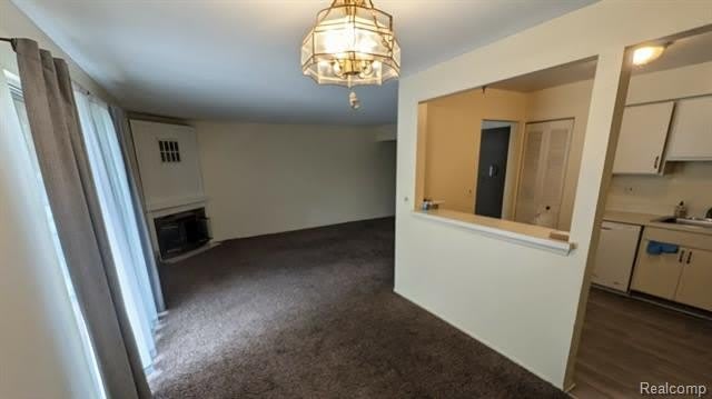 7605 Woodview Street – photo 4