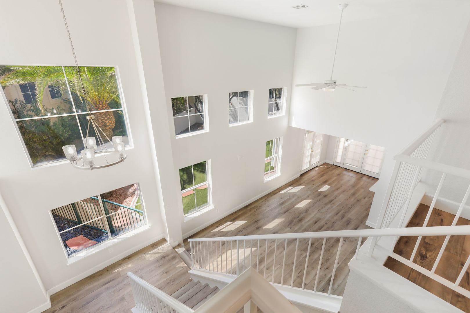 Beautiful Townhome 1st Floor Primary Suite Desert Shores Racquet Club – photo 2