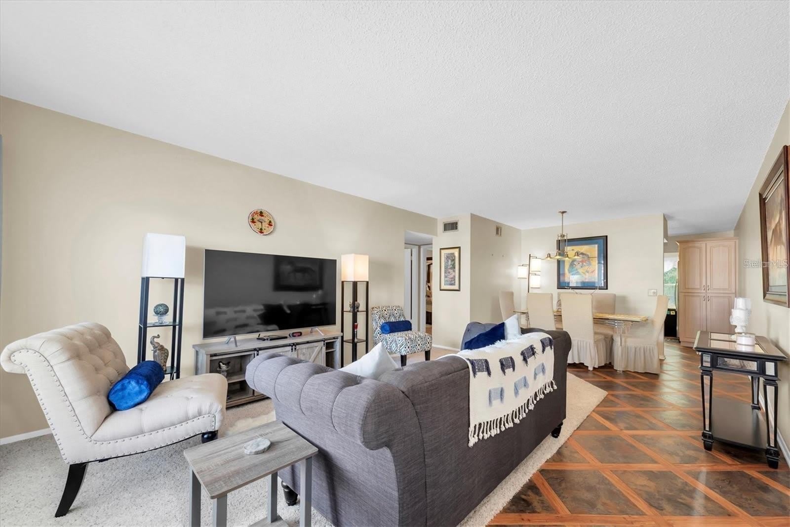2469 FRANCISCAN Drive – photo 4