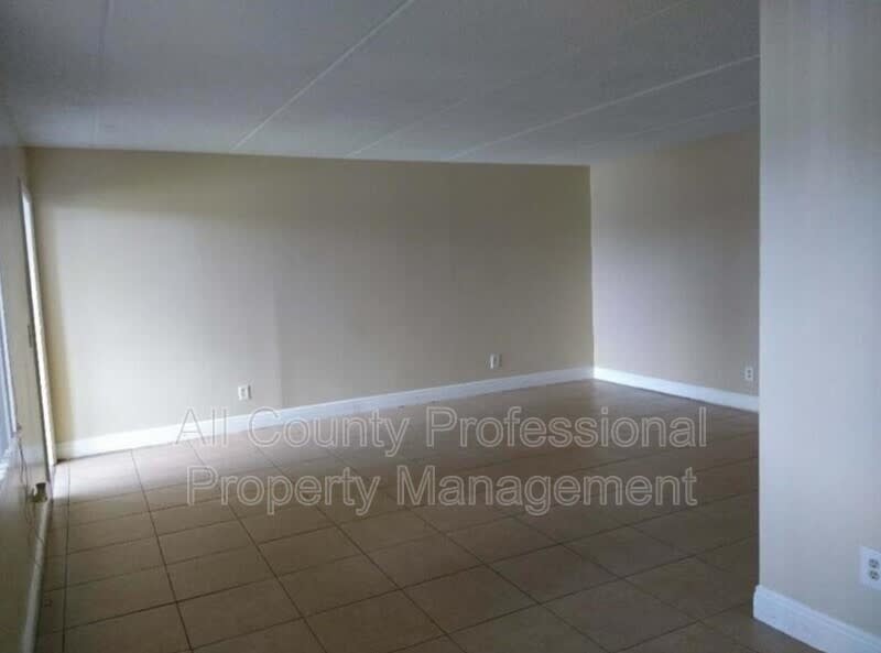1205 Meadows Circle – photo 3