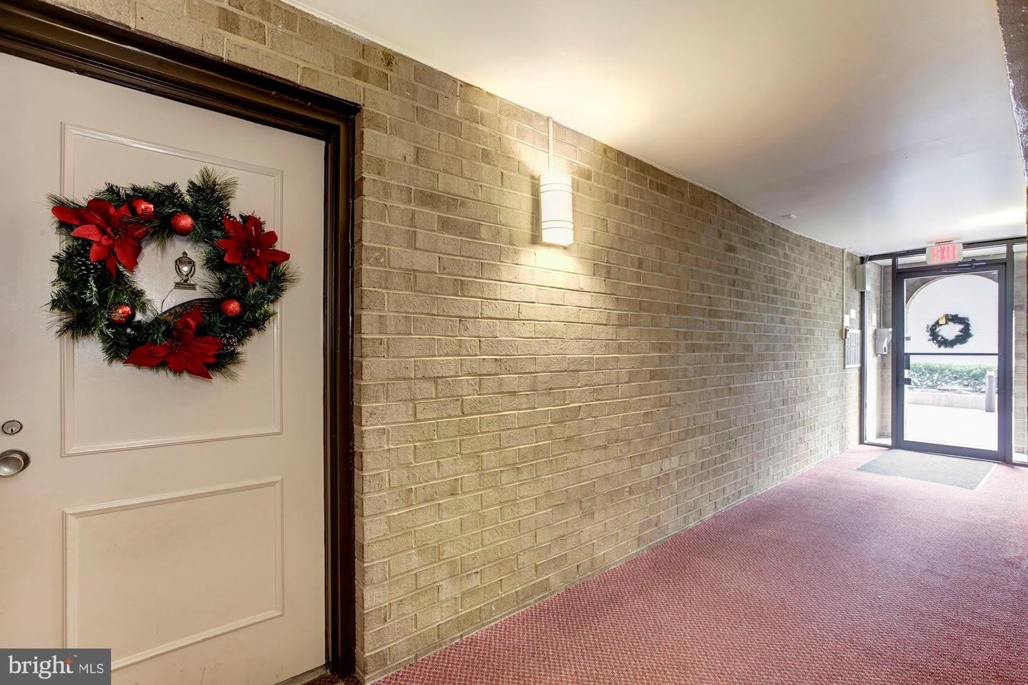 150 MONROE ST #102 – photo 3