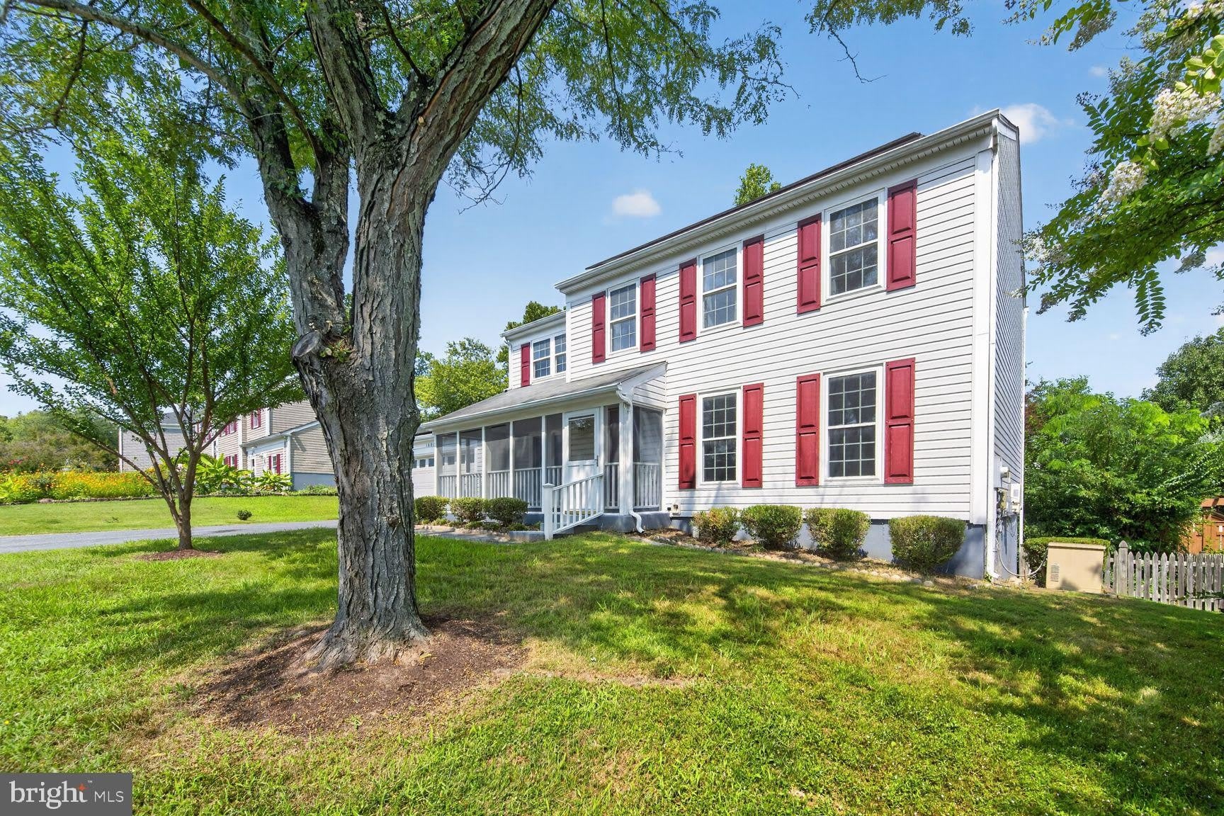 1608 MITHERING Lane – photo 3