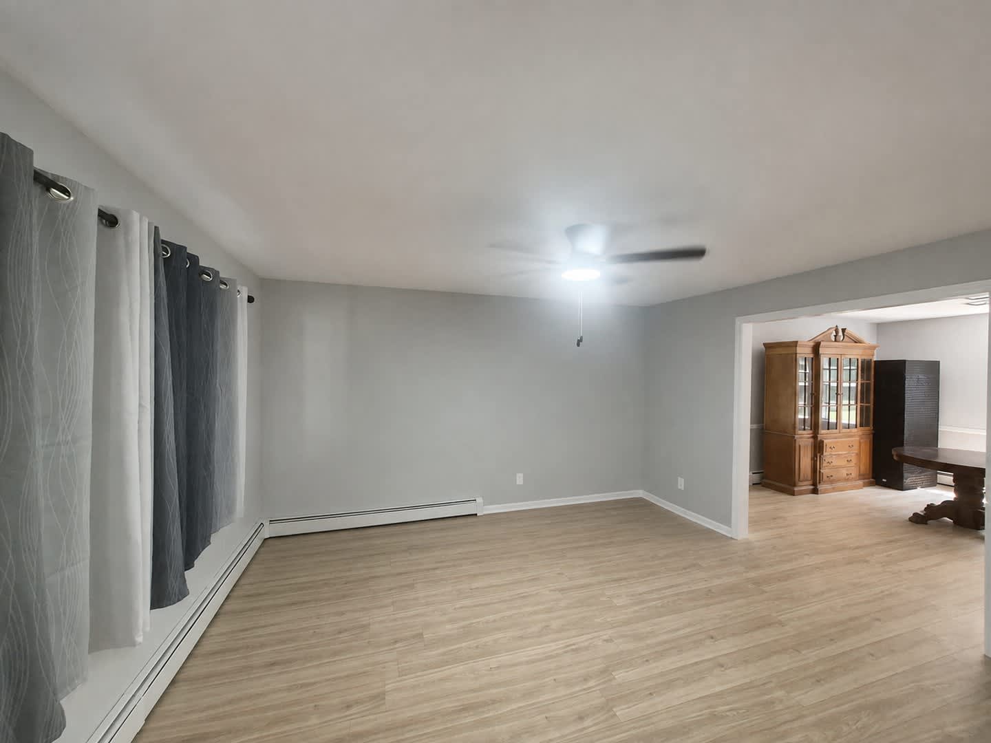 4 BD 3.5 BATH OXFORD Colonial W/ 2 CAR GAR. AND ADDITIONAL 1 BD INLAW APT – photo 5