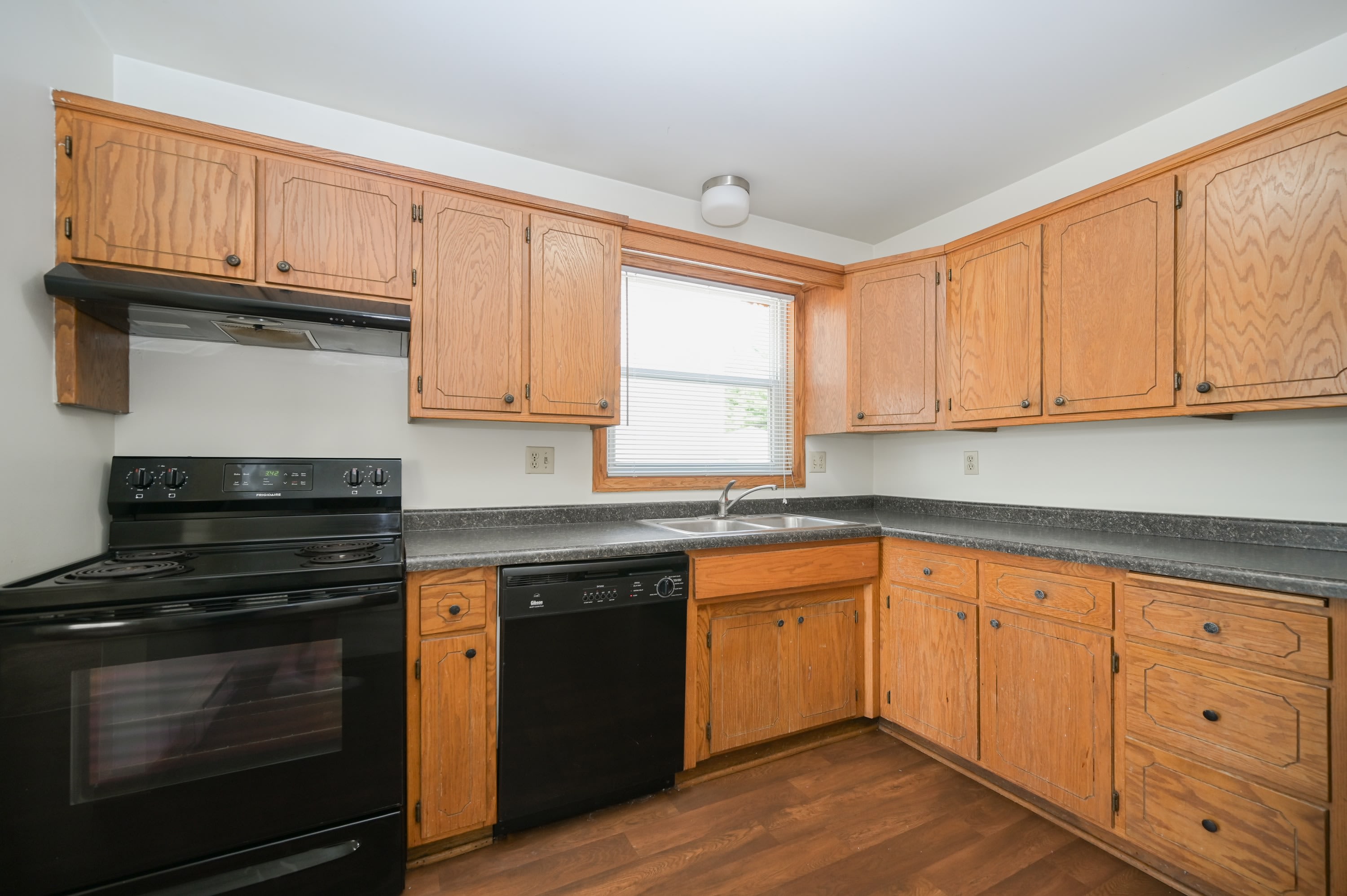 Northern Valley Apartments – photo 1