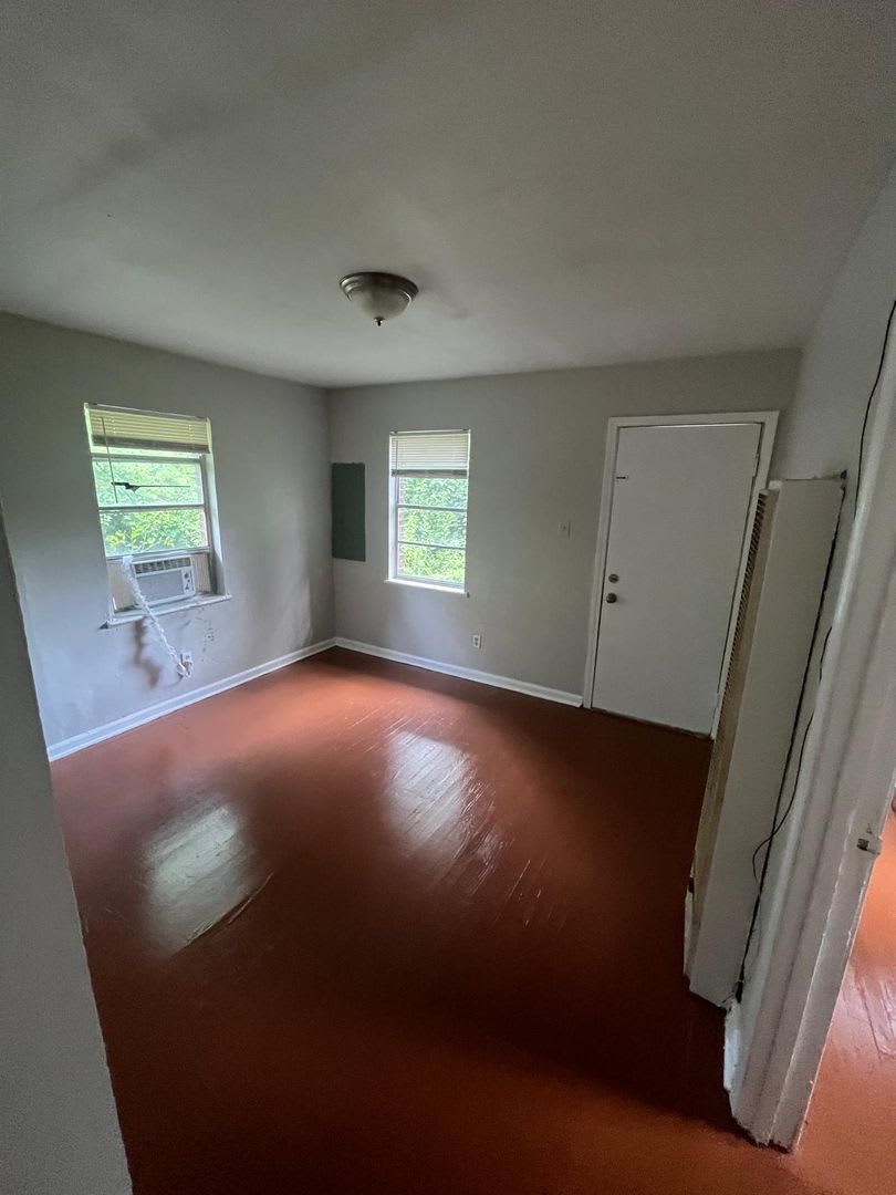 2225 Riley Ave – photo 3