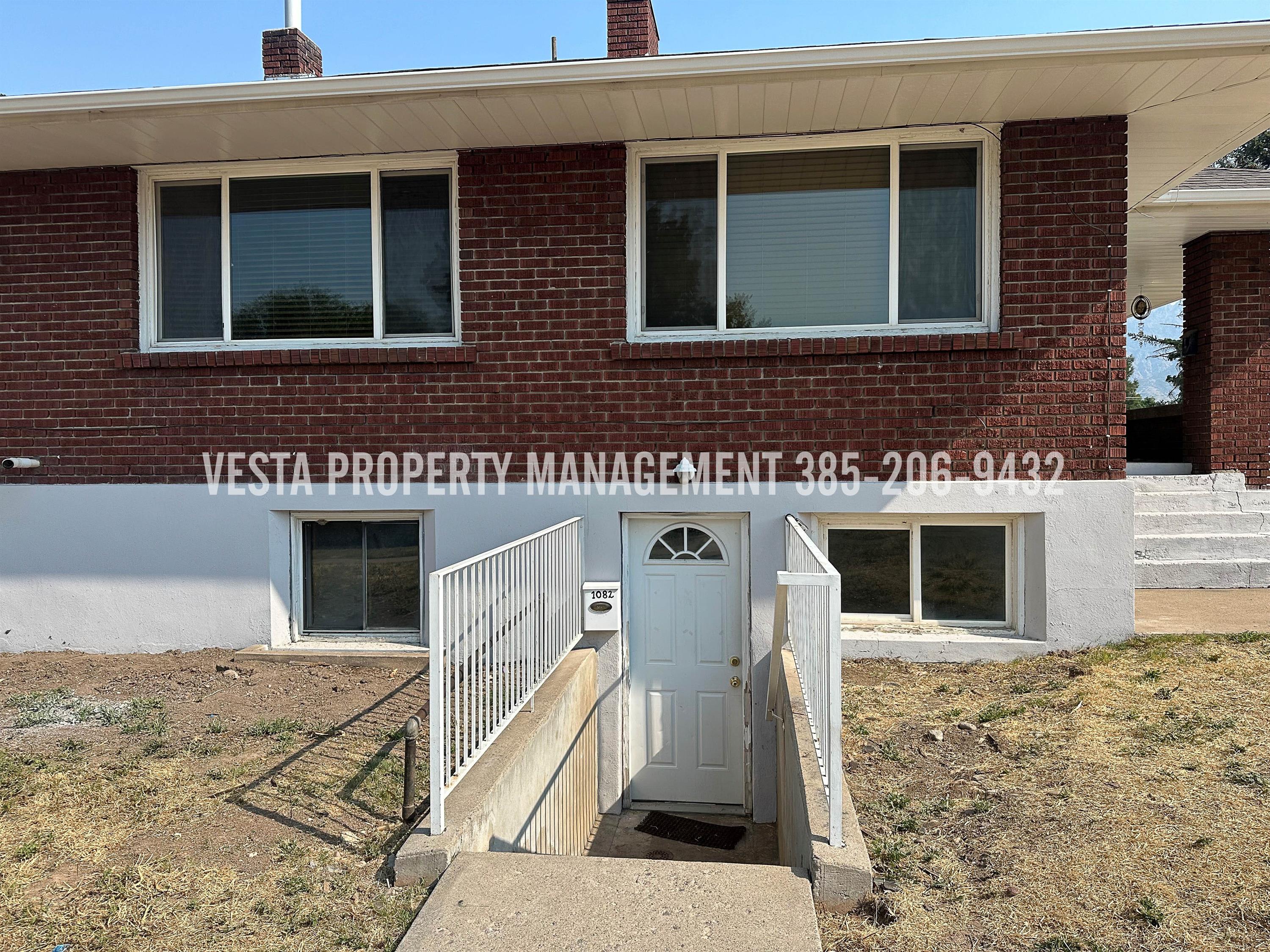 1082 Doxey Street – photo 2