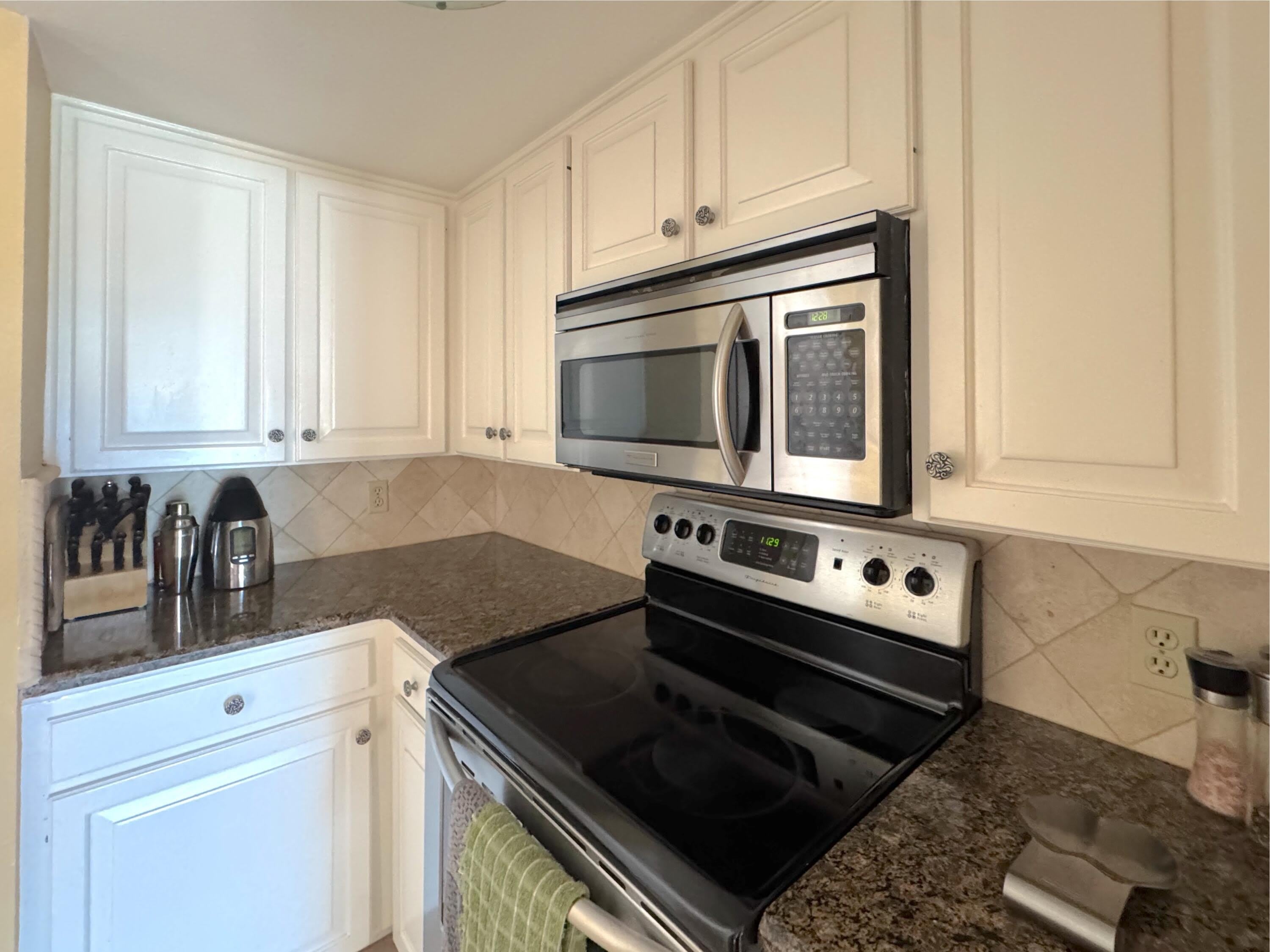 2542 Lindenwood Drive – photo 5