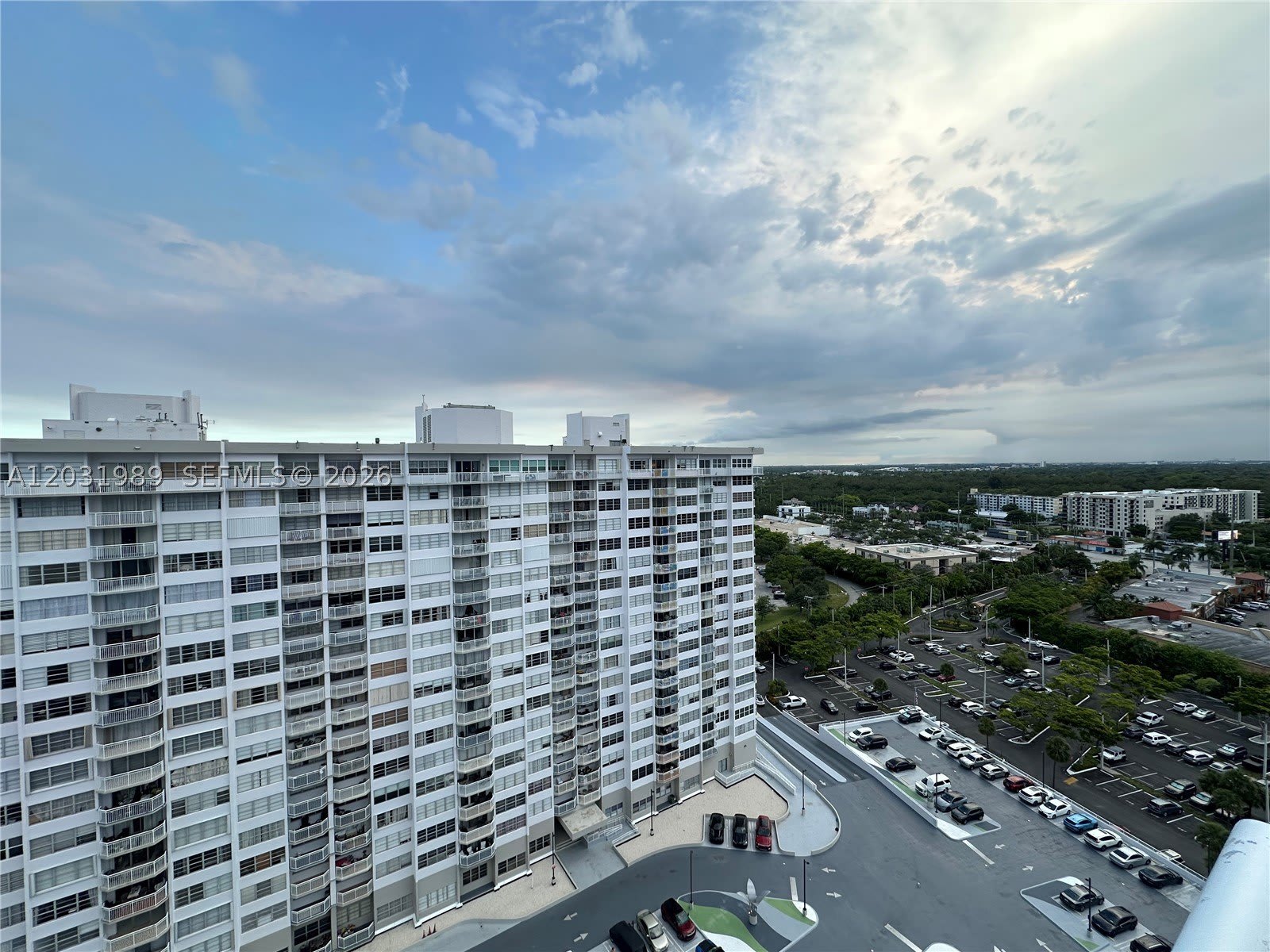 18051 Biscayne Blvd – photo 3