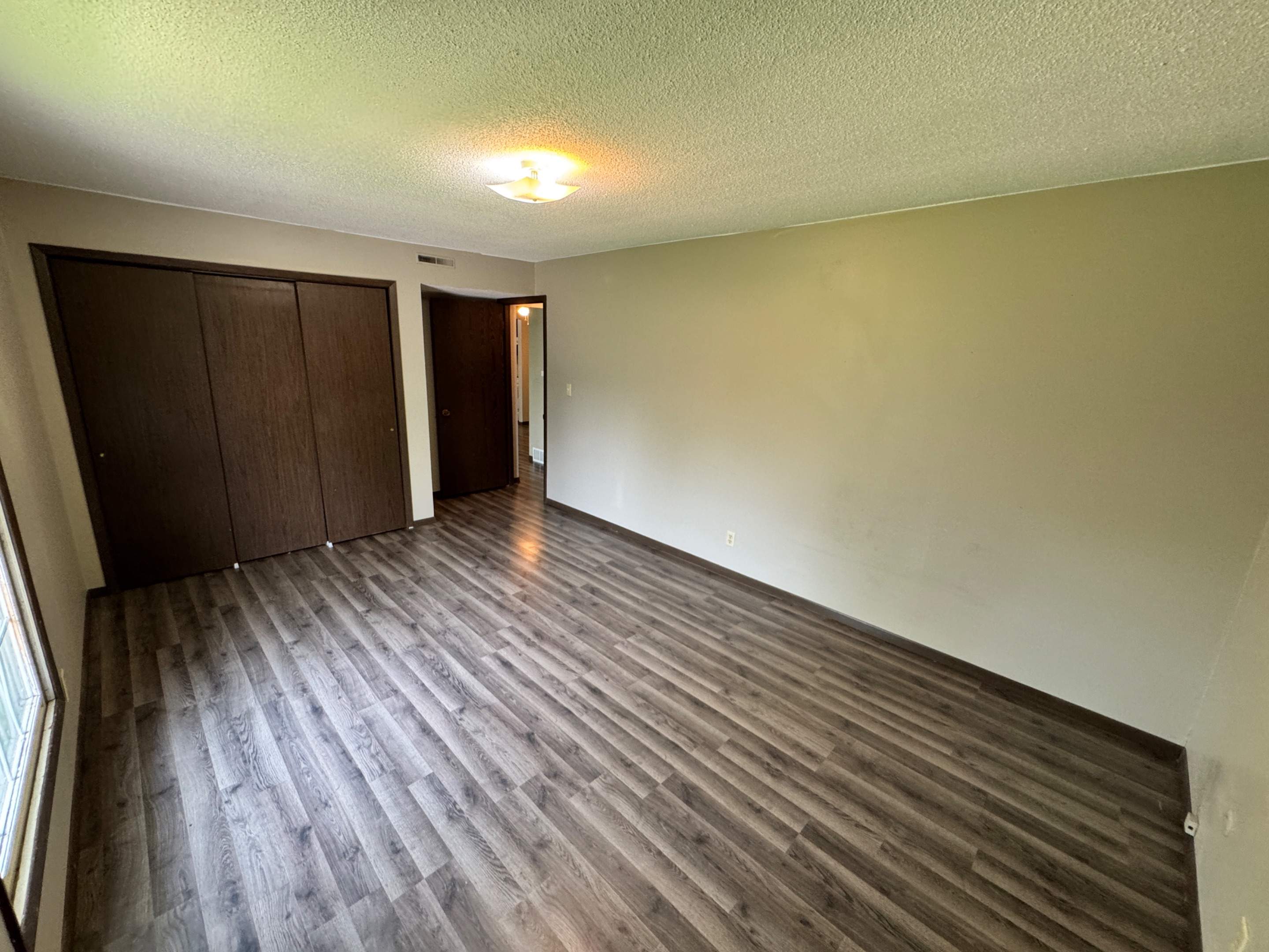 101 4th Ave W – photo 5