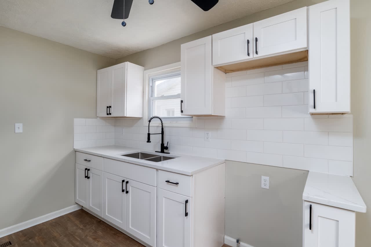 13804 Rexwood Avenue – photo 3
