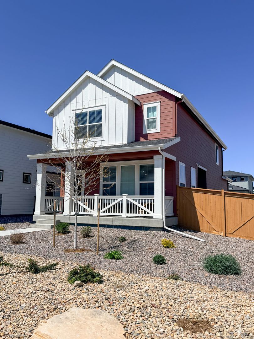 Like-New Single-Family Home in Bennett! – photo 4