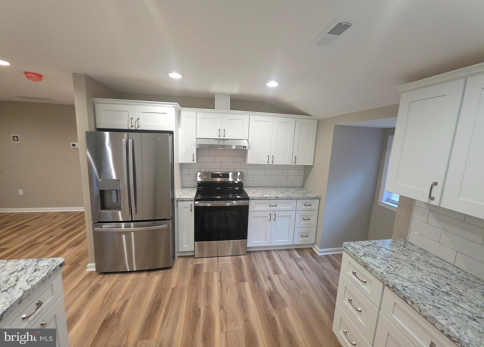 39000 Tanglewood Court – photo 5