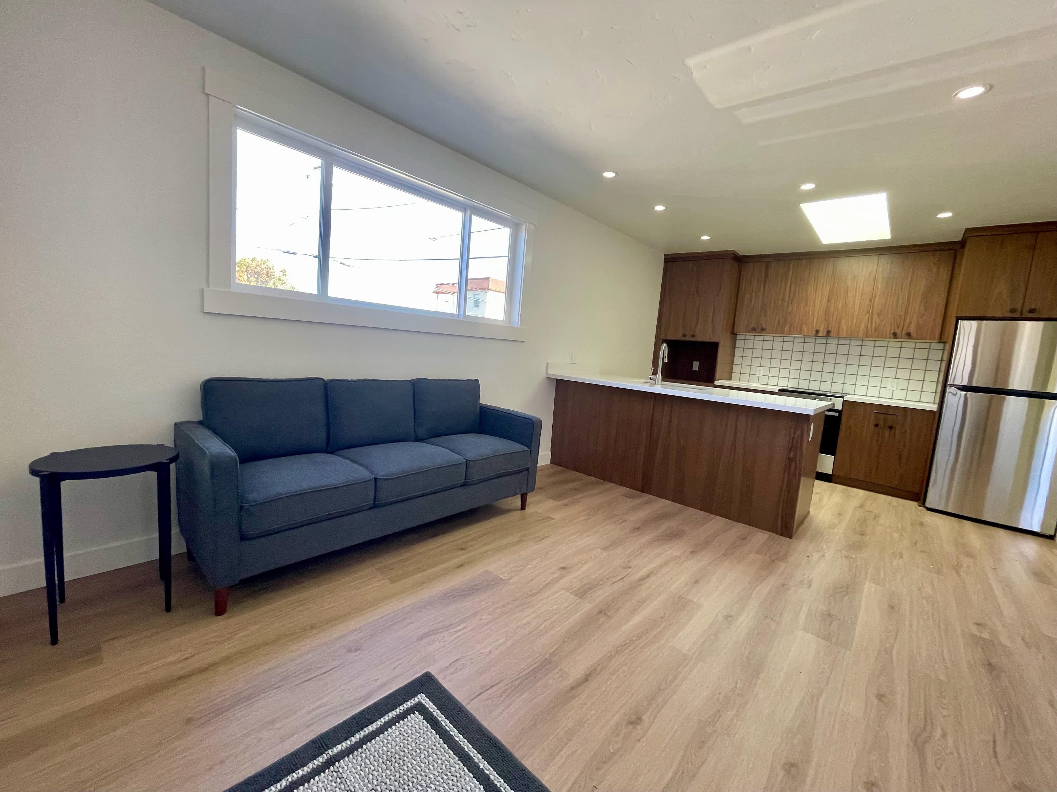 2811 1/2 E St – photo 2