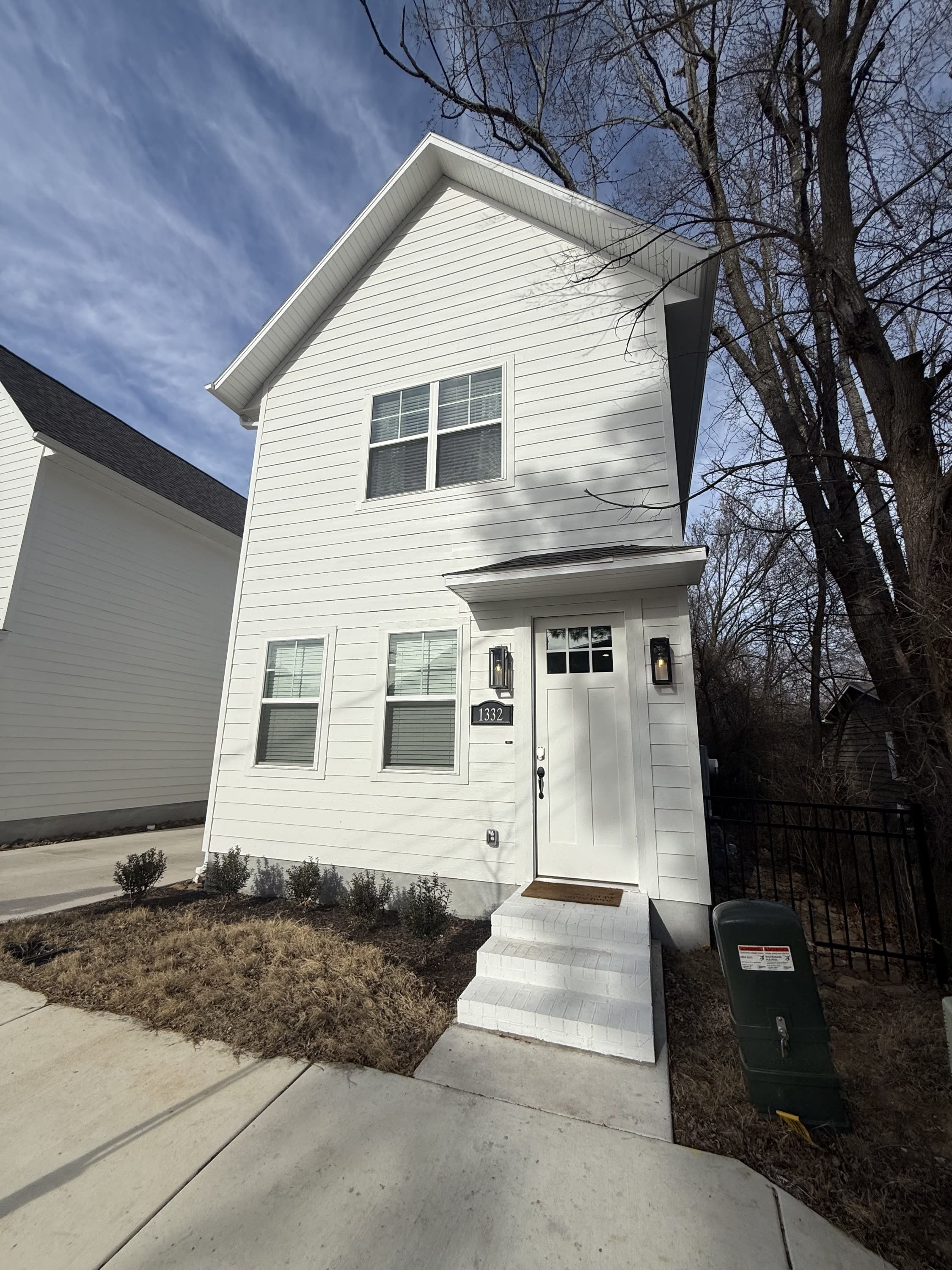 1448 Dunn Avenue – photo 2