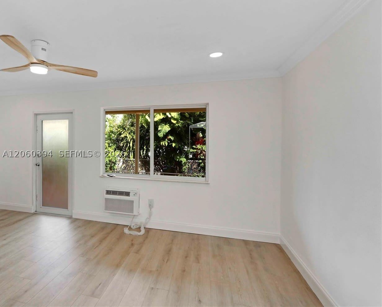 6831 Abbott Ave – photo 5