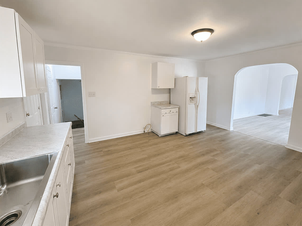 2852 Warsaw St – photo 2