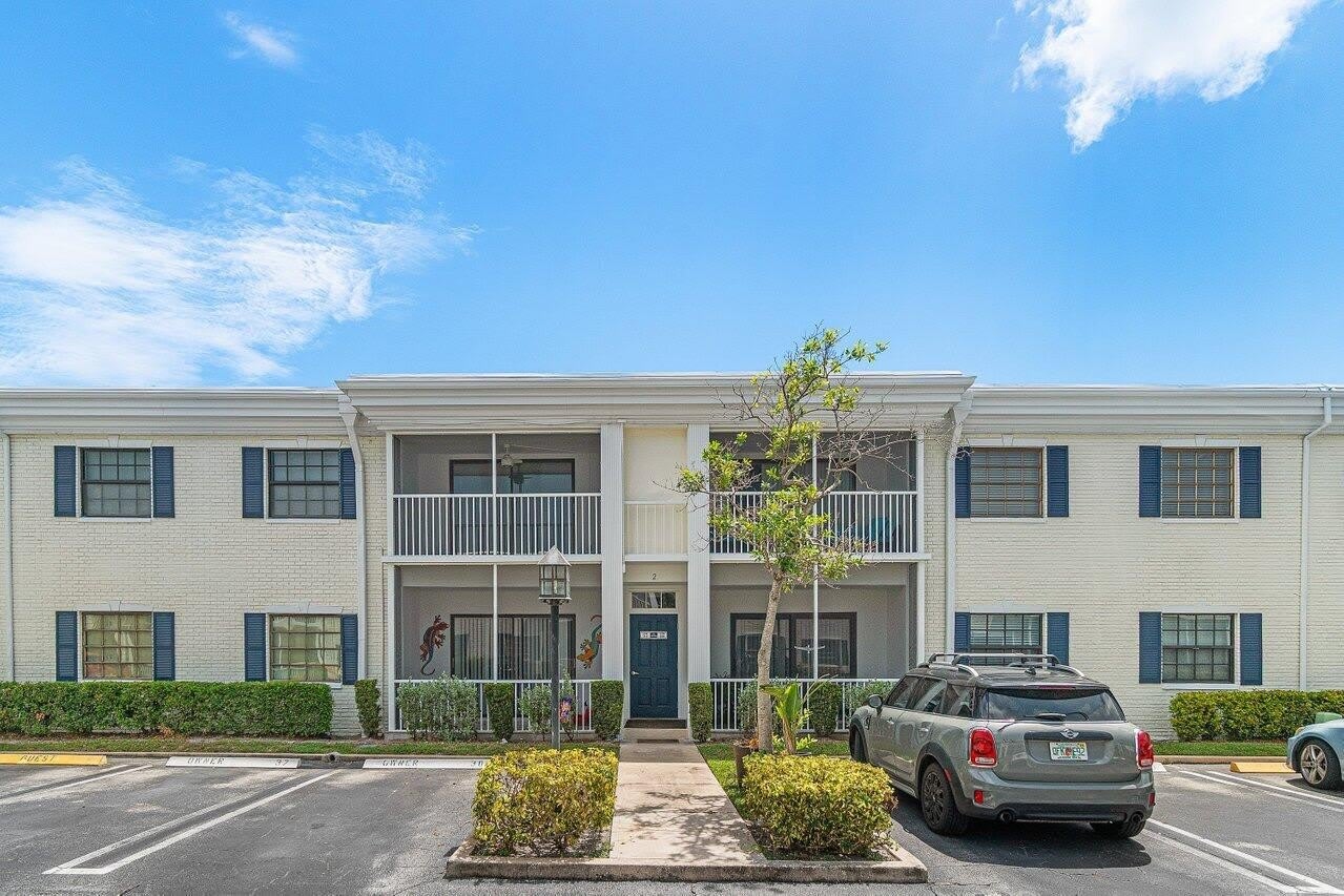 120 Cypress Club Drive – photo 1