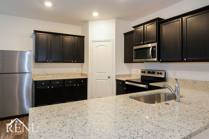 165 Scarborough Bend – photo 5