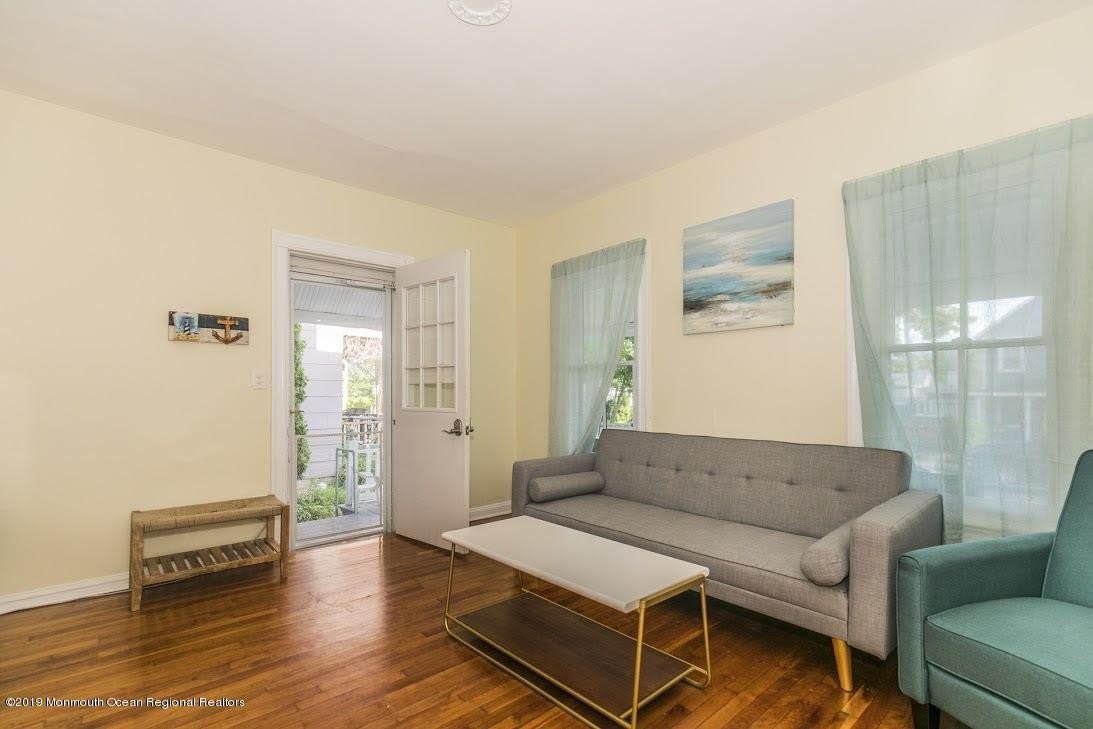 105 Webb Avenue – photo 5