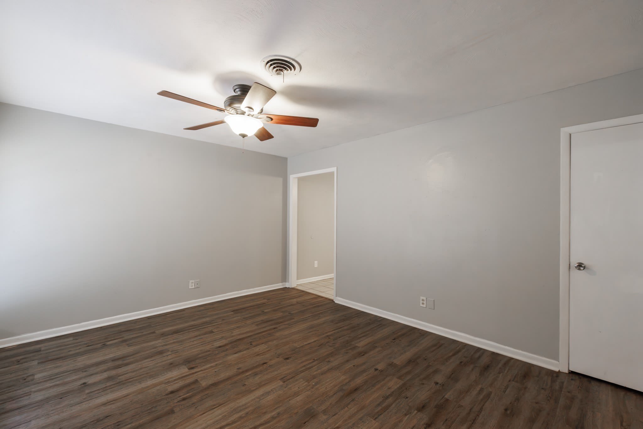 1217 Mimosa Drive – photo 2