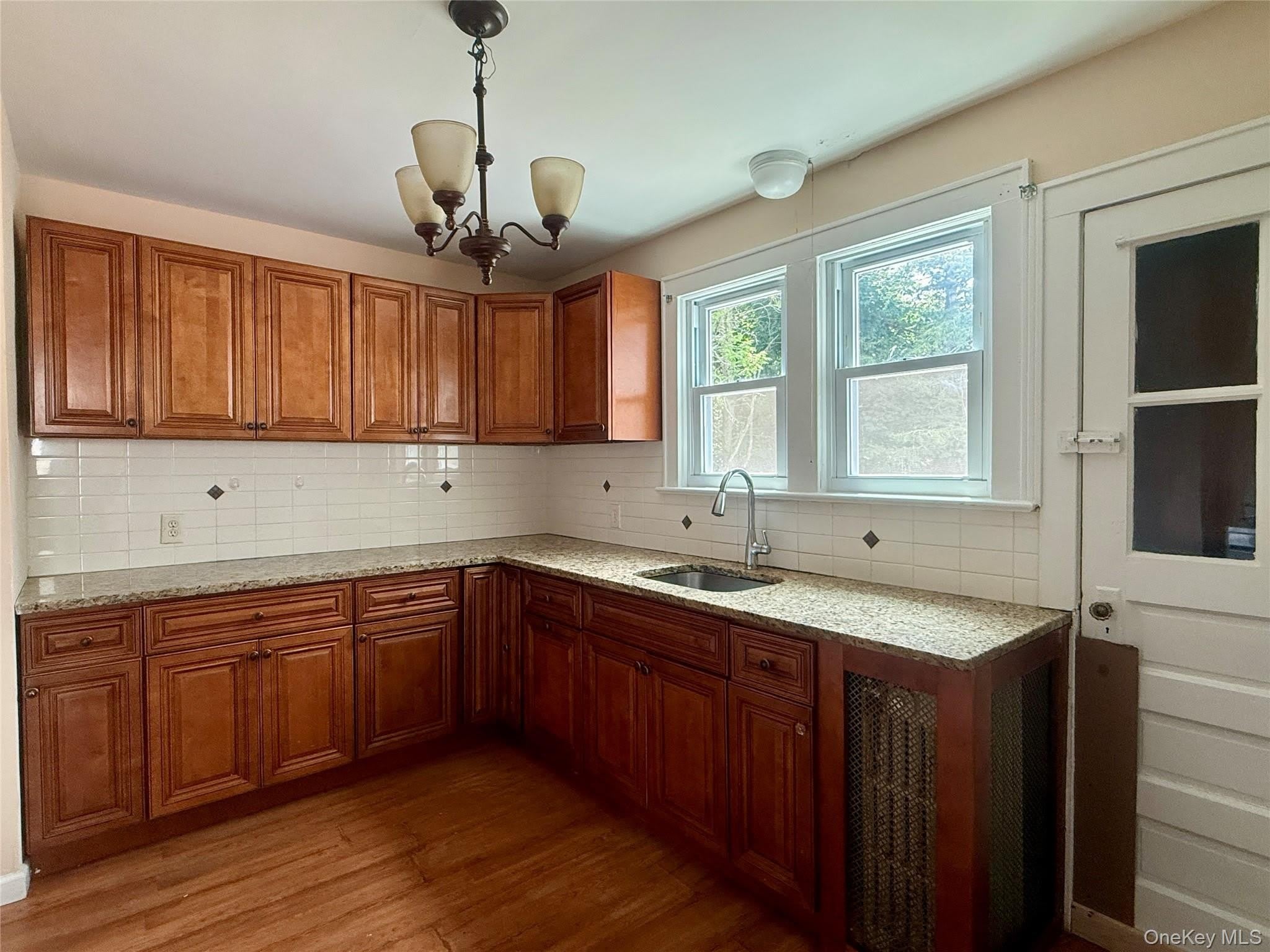 109 L Street – photo 4
