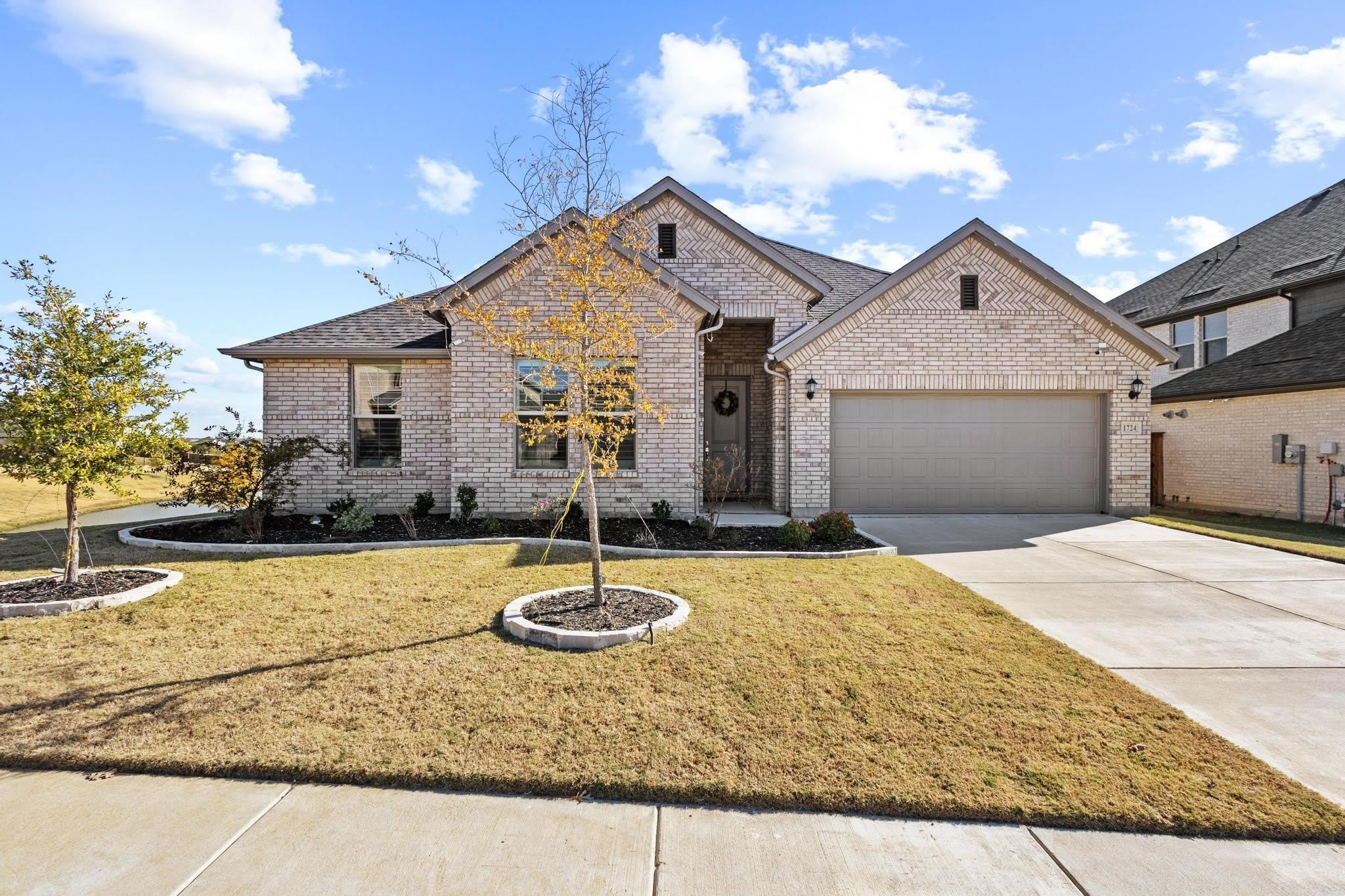 1724 Emmanuel Lane – photo 2