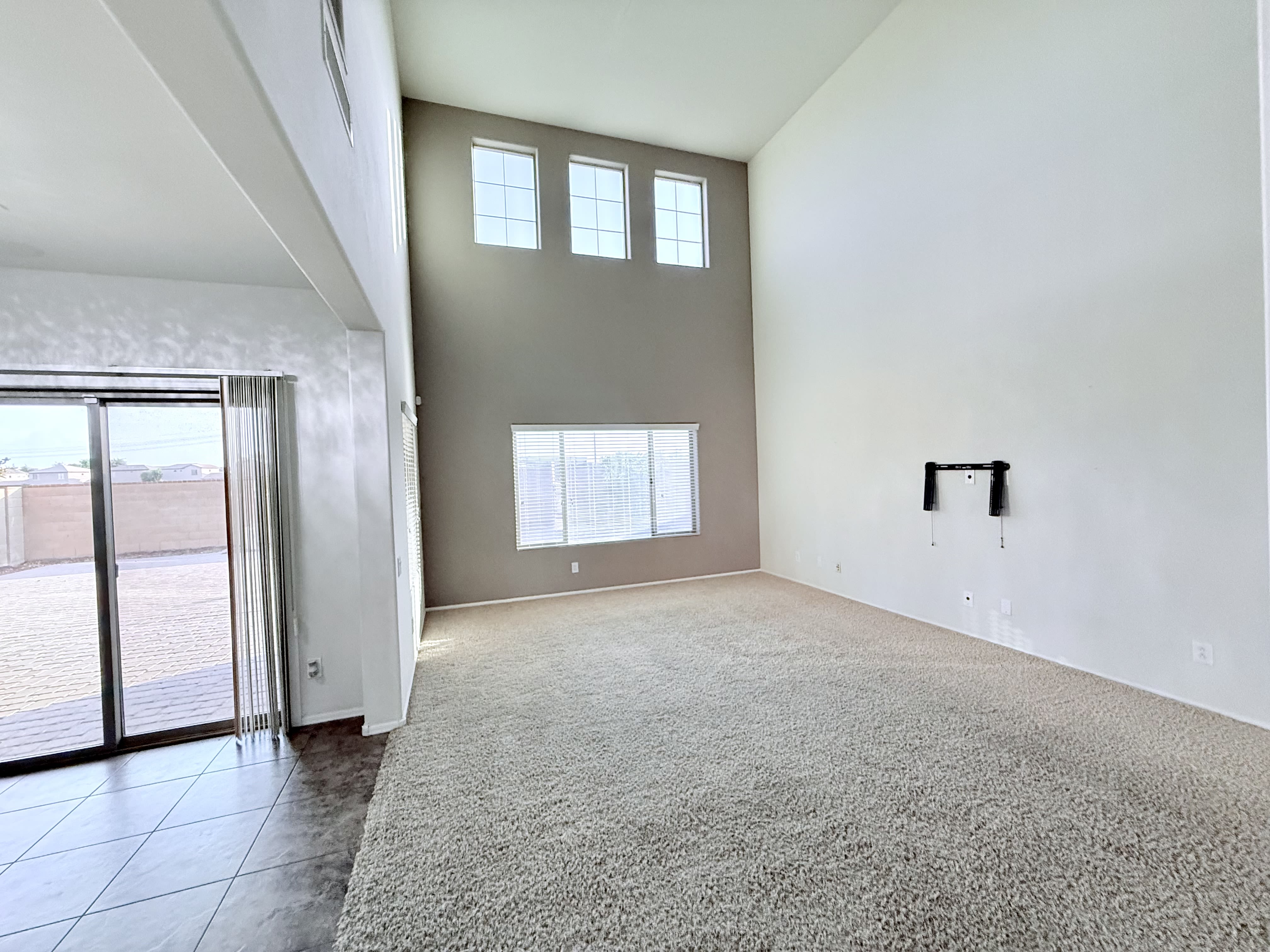 7373 West Monte Cristo Avenue – photo 3