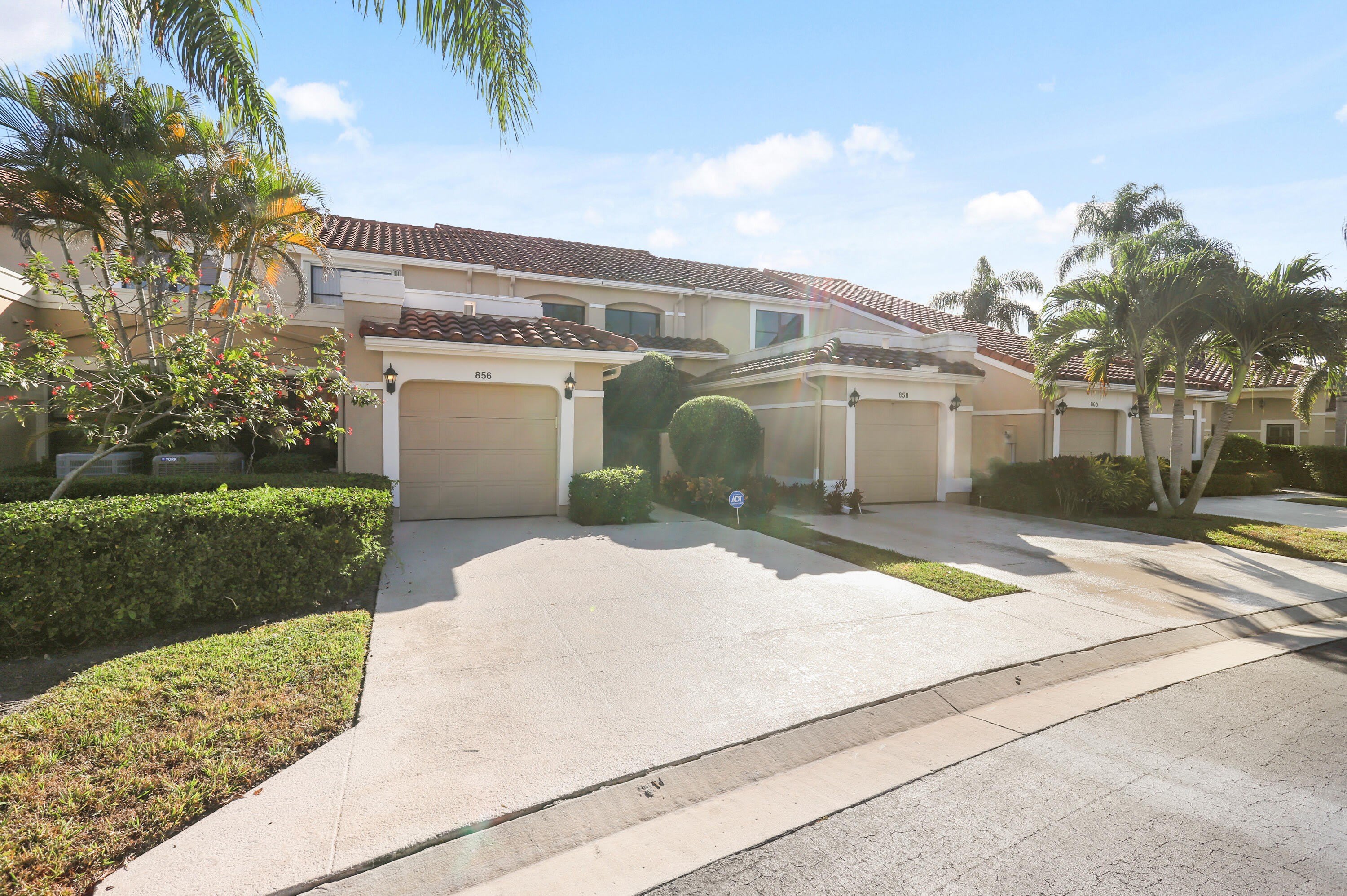 856 Windermere Way – photo 3