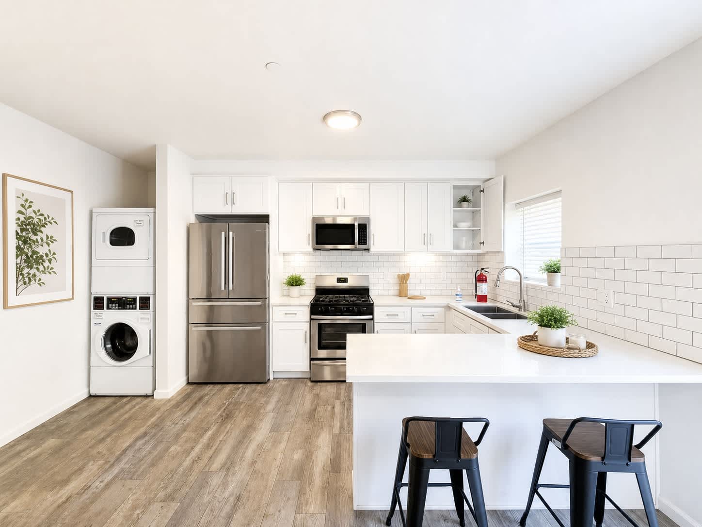 1201 W 36th Place – photo 2