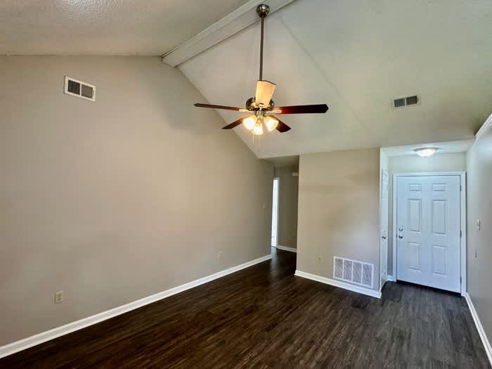 10196 Curtis Drive – photo 2