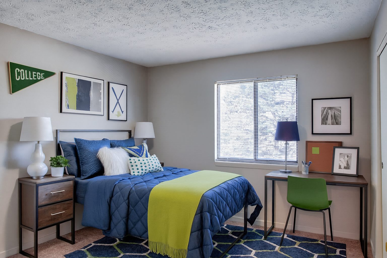 Franklin Park Apartments – photo 2