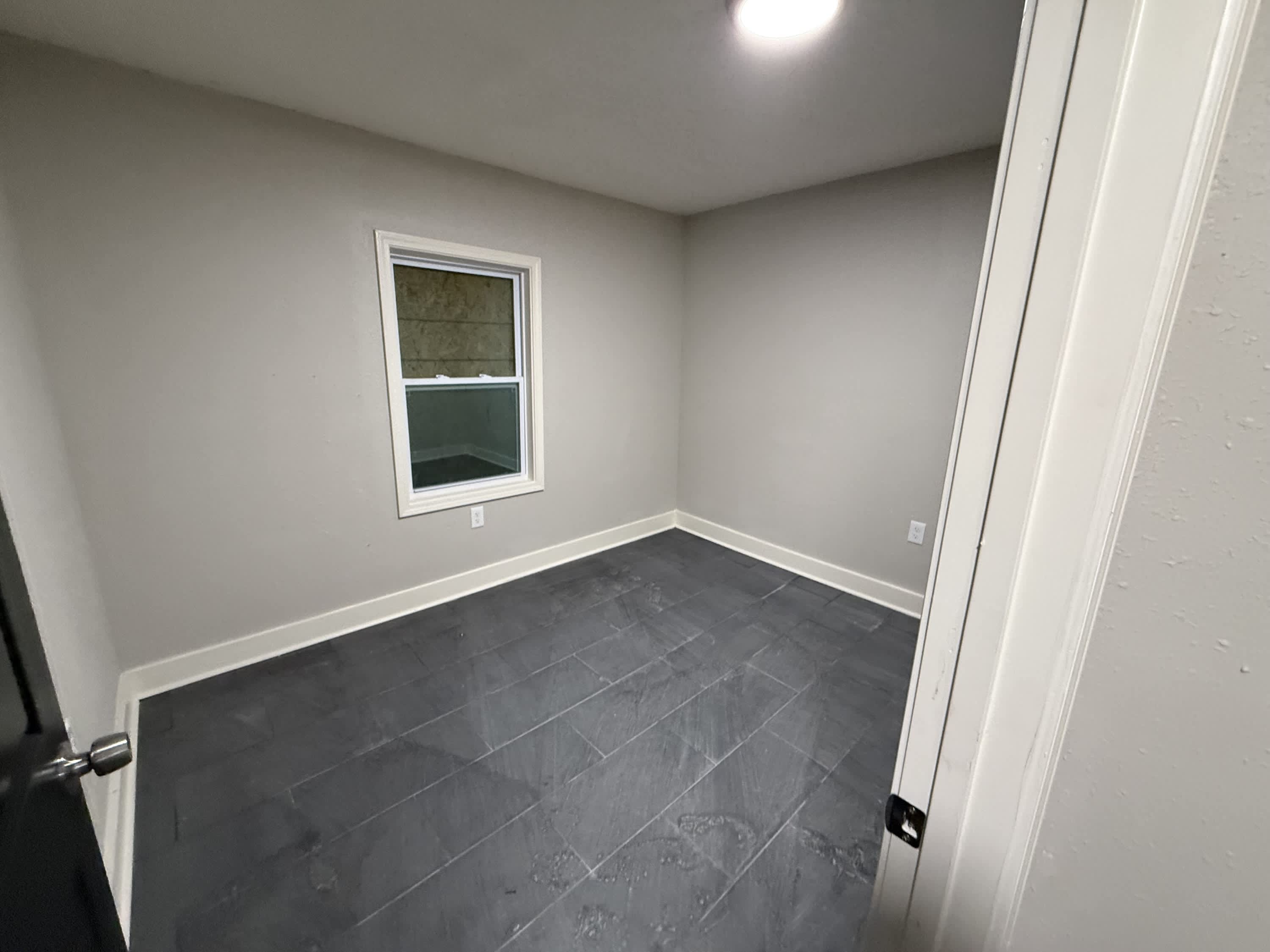 2379 Saratoga Avenue – photo 5