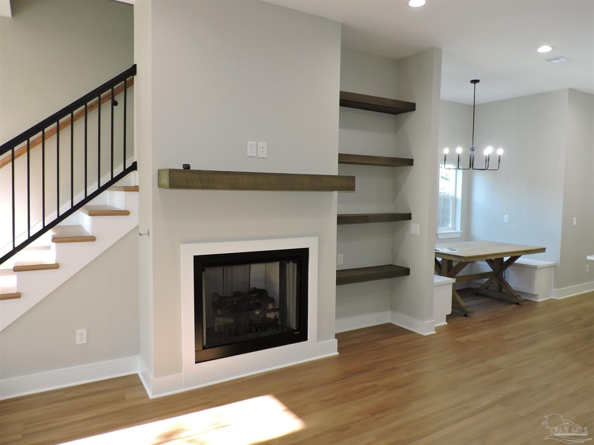 705 N F St – photo 3