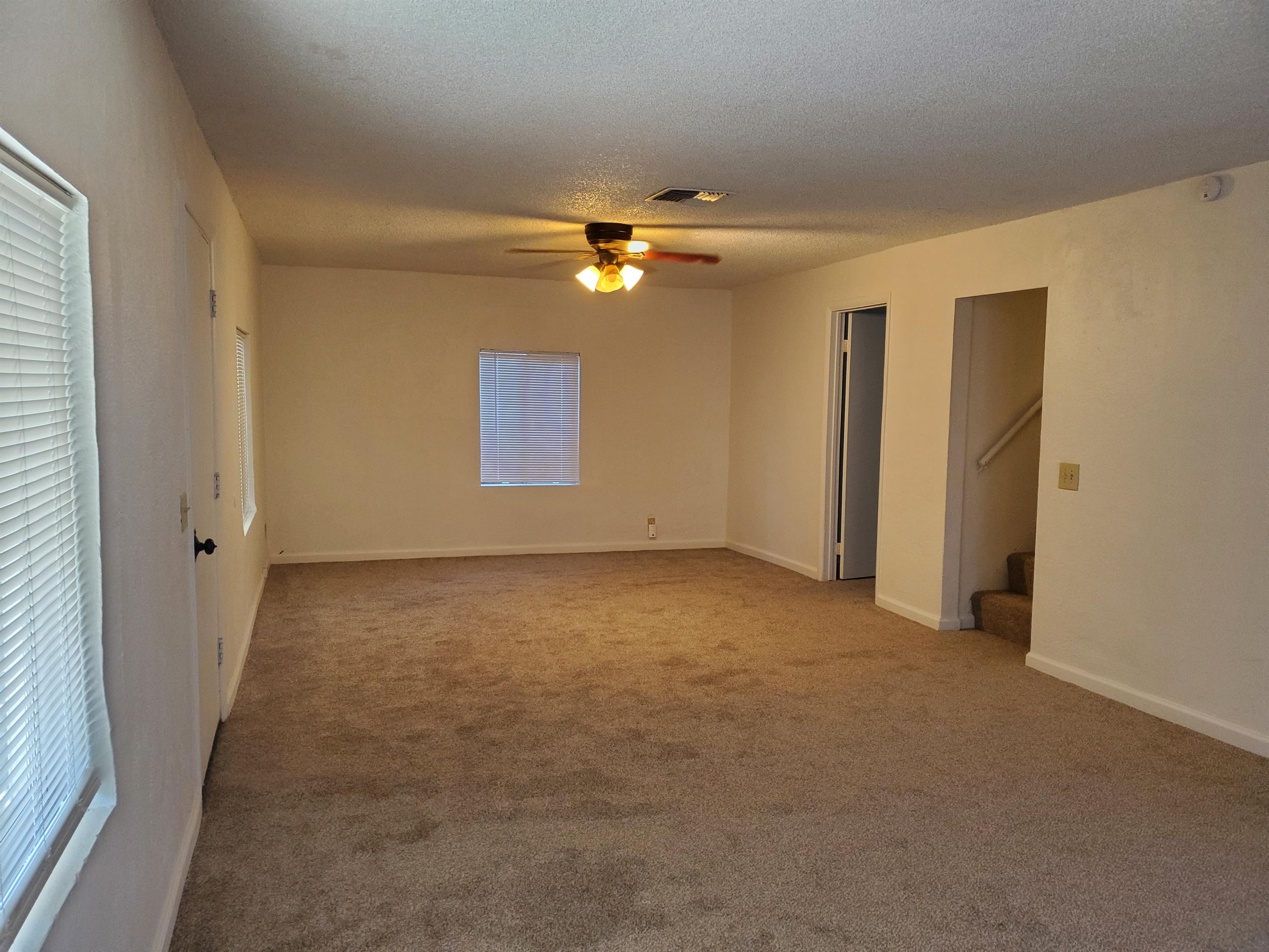 430 Robinson Avenue – photo 3