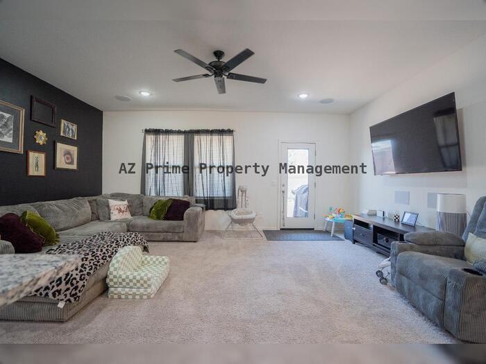 36043 West Santa Clara Avenue – photo 3